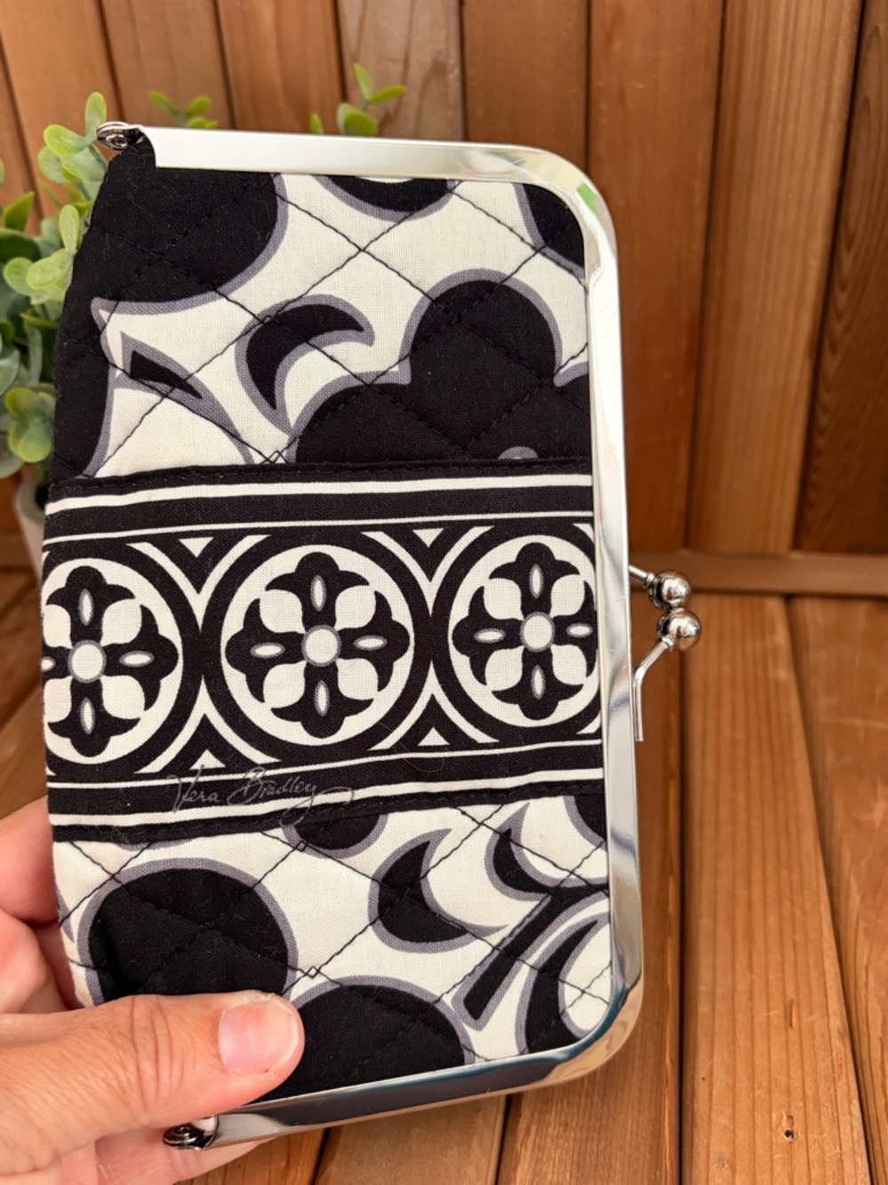 Vera Bradley Black White Kisslock Frame Clutch Cosmetic Bag Quilted, Vintage - Picture 6 of 9